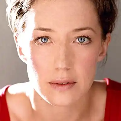 photo Carrie Coon