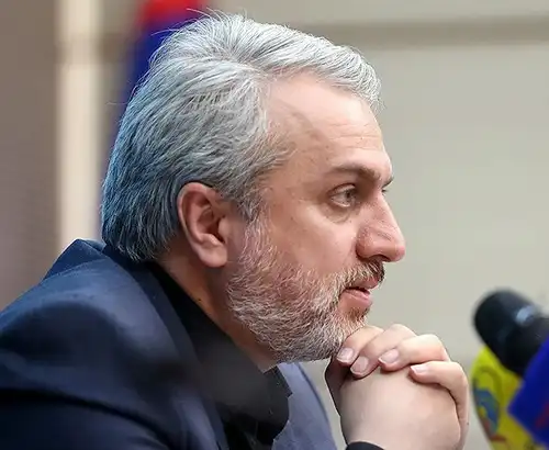 مدیرعامل اسبق: وزیر صمت باید از دولت اخراج شود