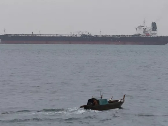 ادعای اندونزی: یک نفتکش ایرانی را توقیف کردیم